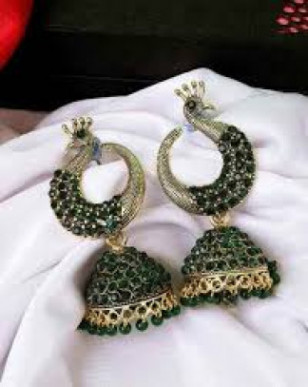 16 Short earrings product